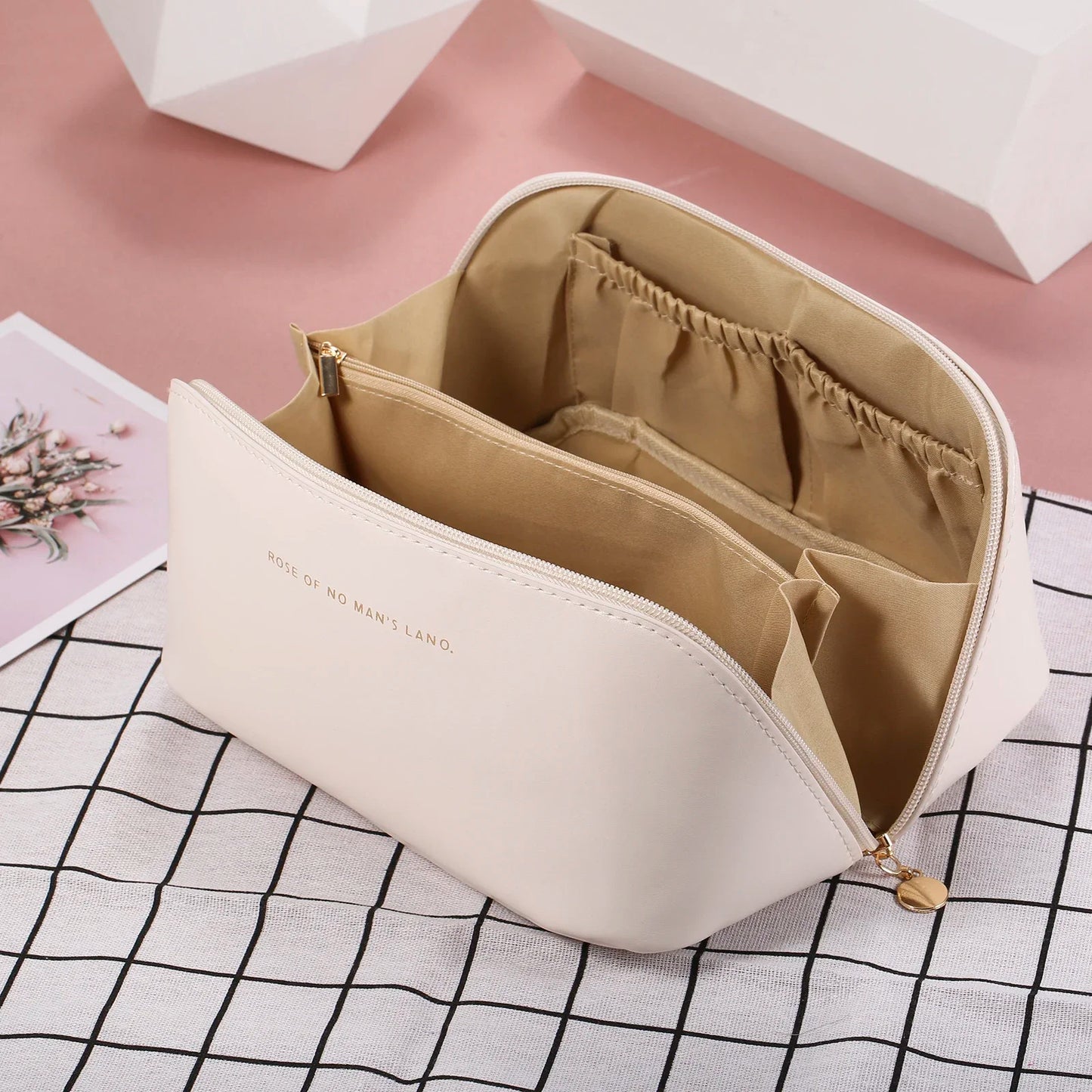 Large travel cosmetic bag women's leather hand-held cosmetic bag travel large-capacity cosmetic bag women's cosmetic kit