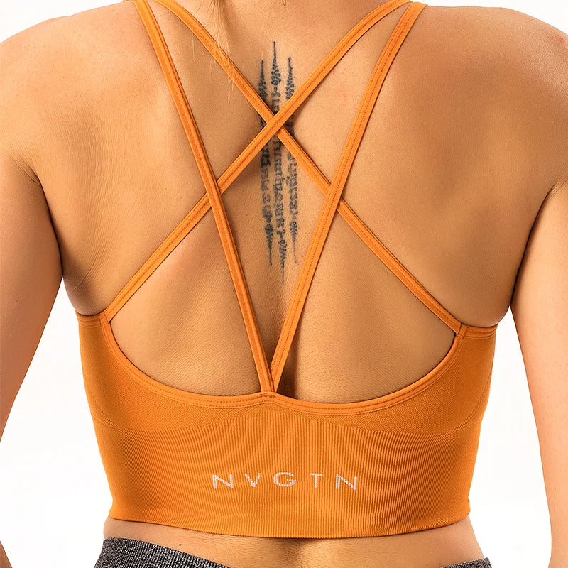 Nvgtn Seamless Flourish Seamless Bra Spandex Top Woman Fitness Elastic Breathable Breast Enhancement Leisure Sports Underwear